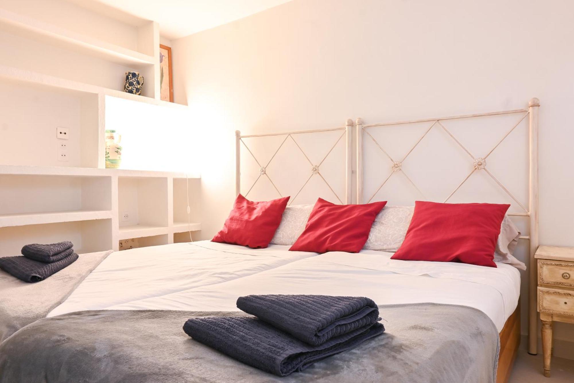 For You Rentals Alfonso XIII Apartment Temporal Axiii83 Madrid Exteriör bild